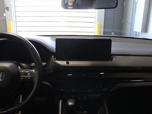 Certified 2025 Honda Accord Sport image 21