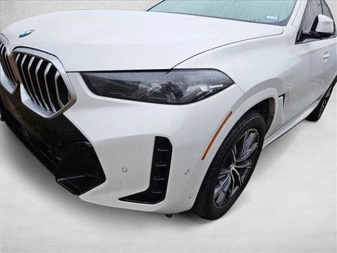 Certified 2024 BMW X6 xDrive40i w/ Parking Assistance Package image 8