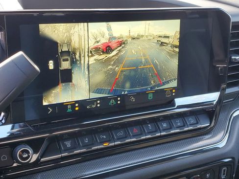 Used 2025 Chevrolet Silverado 2500 ZR2 w/ Technology Package image 19