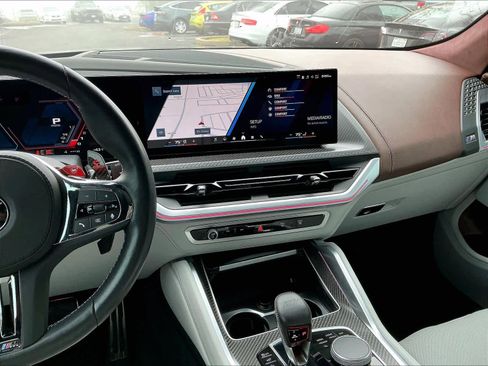 Used 2025 BMW XM AWD/4WD image 9