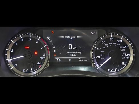 Used 2023 Toyota Highlander XLE AWD/4WD image 56