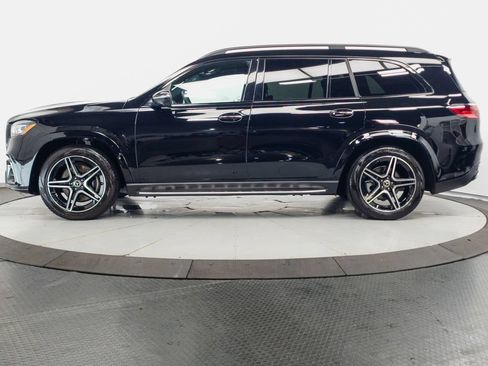Used 2024 Mercedes-Benz GLS 450 4MATIC image 4