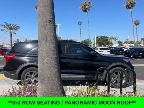 Used 2021 Ford Explorer XLT w/ Equipment Group 202A RWD image 6