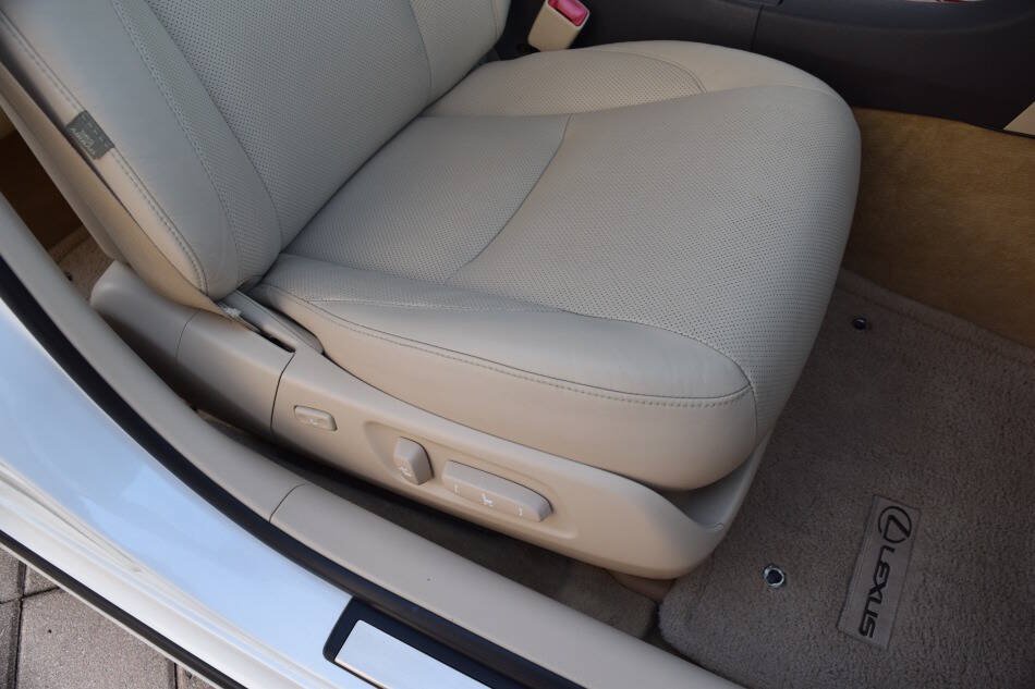 Used 2010 Lexus ES 350 FWD image 53
