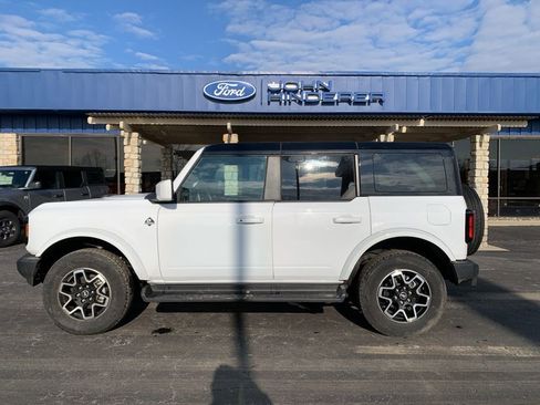 Used 2025 Ford Bronco Outer Banks image 6