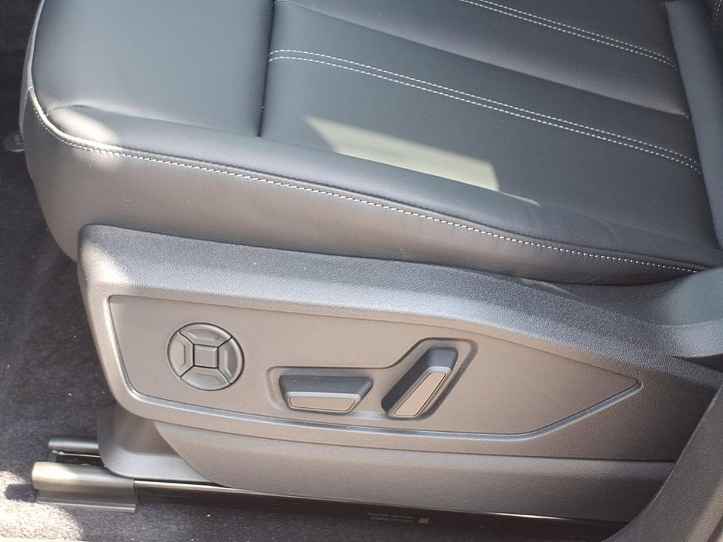 New 2026 Audi Q5 Premium AWD/4WD image 12