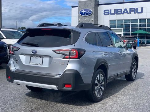 Used 2024 Subaru Outback Limited XT AWD/4WD image 6