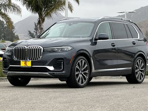 Used 2021 BMW X7 xDrive40i w/ Premium Package AWD/4WD image 7