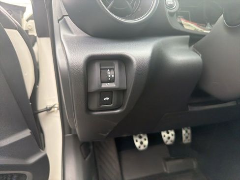 Used 2025 Toyota GR86 Premium w/ Performance Package RWD image 13