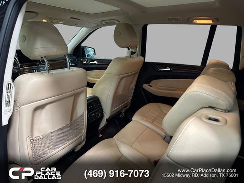 Used 2018 Mercedes-Benz GLS 450 4MATIC w/ Premium Package image 25