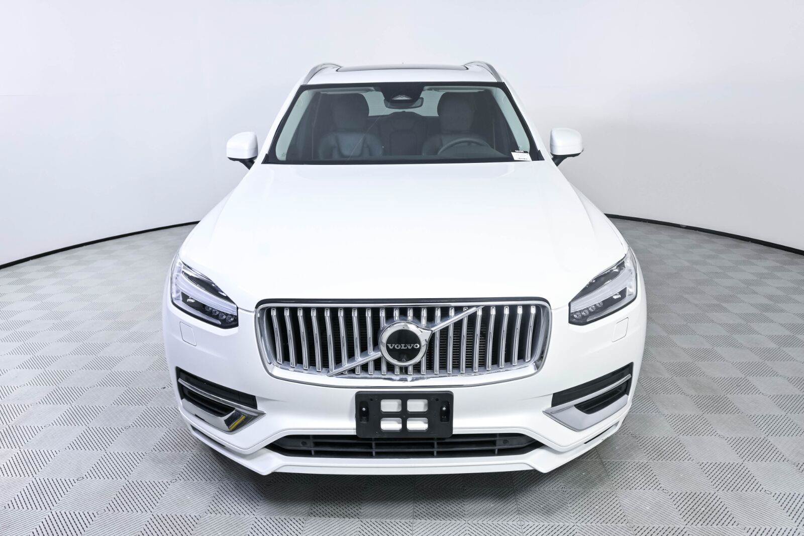 Certified 2023 Volvo XC90 B6 Plus AWD/4WD image 36