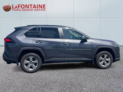 Used 2024 Toyota RAV4 XLE AWD/4WD image 8