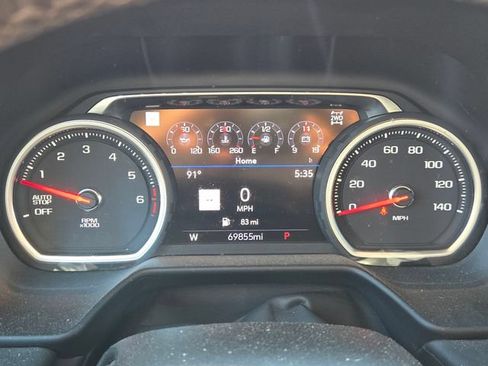 Used 2021 Chevrolet Suburban Premier w/ Premium Package AWD/4WD image 24