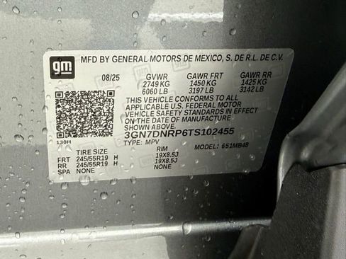 New 2026 Chevrolet Equinox EV LT FWD image 40