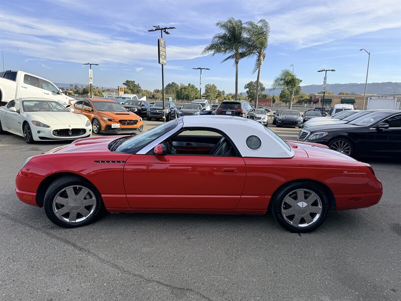 Used 2002 Ford Thunderbird RWD image 4