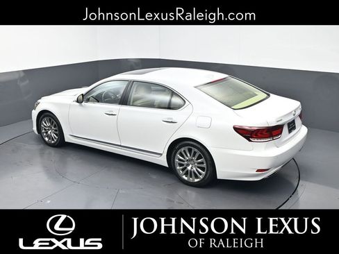 Used 2015 Lexus LS 460 L RWD image 27