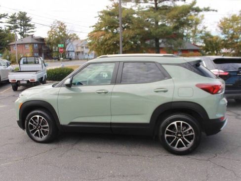 Used 2025 Chevrolet TrailBlazer LT image 10