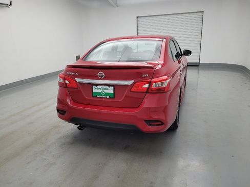 Used 2016 Nissan Sentra SR w/ SR Premium Package FWD image 7