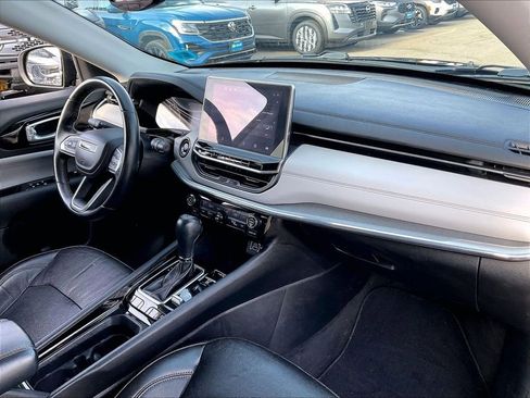 Used 2022 Jeep Compass Limited AWD/4WD image 13