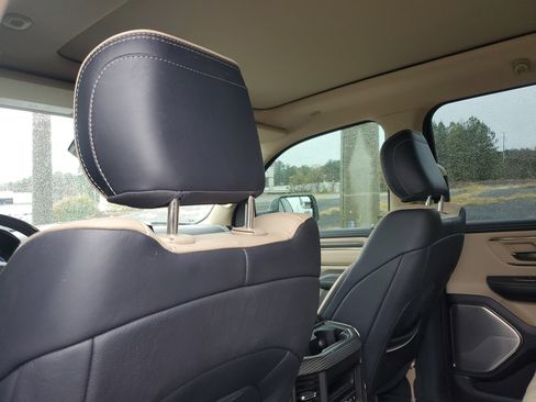 Used 2021 RAM 1500 Limited image 10