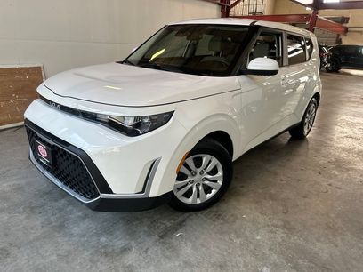 Used 2023 Kia Soul LX
