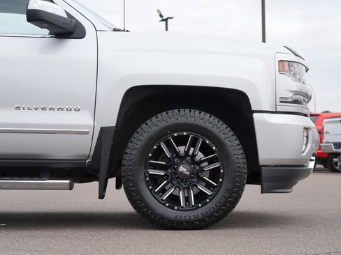 Used 2016 Chevrolet Silverado 1500 LTZ Z71 w/ LTZ Plus Package AWD/4WD image 10