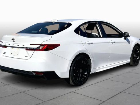 Certified 2025 Toyota Camry SE image 11