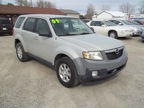 Used 2009 MAZDA Tribute i Sport FWD image 2