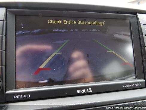 Used 2015 Chrysler Town & Country Touring-L w/ Driver Convenience Group FWD image 21