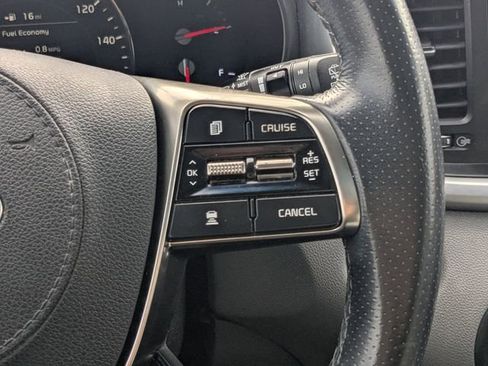 Used 2019 Kia Sorento SX image 25