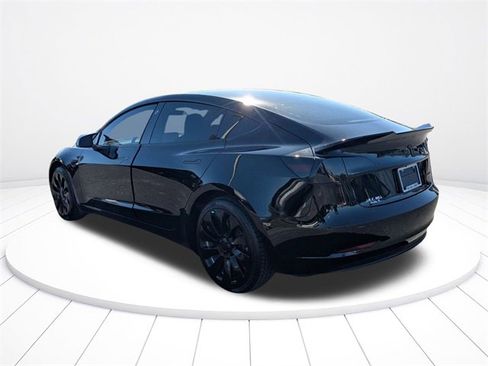 Used 2019 Tesla Model 3 Standard Range Plus image 5