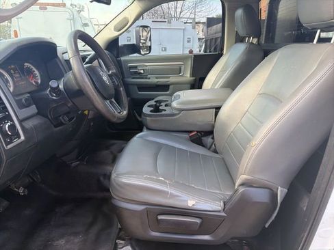 Used 2016 RAM 3500 Tradesman w/ Power & Remote Entry Group RWD image 11