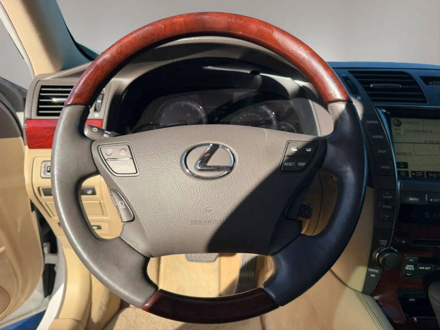 Used 2007 Lexus LS 460 RWD image 22