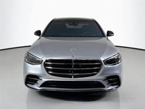 Used 2023 Mercedes-Benz S 500 4MATIC w/ AMG Line image 11