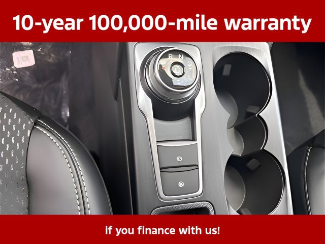 Used 2025 Ford Escape SE FWD image 15