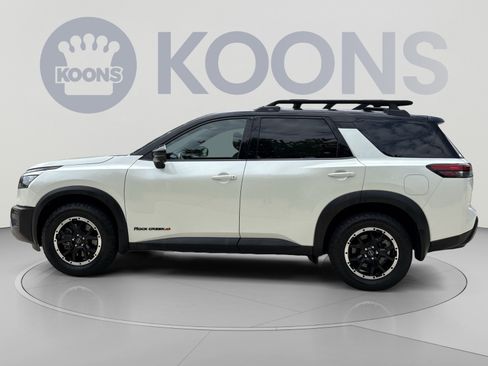Used 2024 Nissan Pathfinder Rock Creek AWD/4WD image 2
