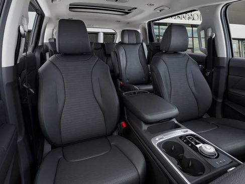 New 2026 Kia Carnival SX Prestige FWD image 16