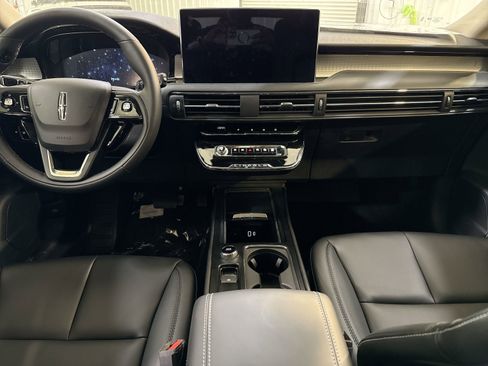 New 2026 Lincoln Corsair Premiere image 22