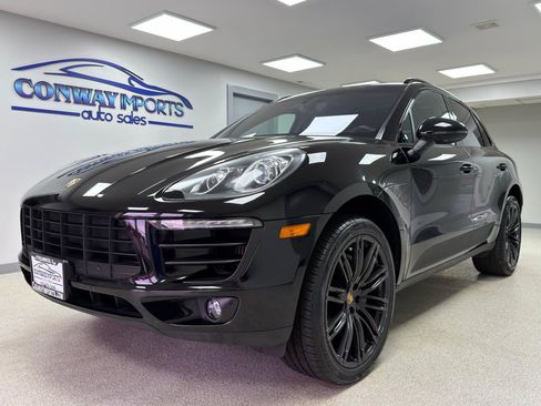 Used 2016 Porsche Macan S AWD/4WD image 1