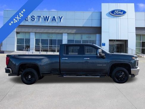 Used 2020 Chevrolet Silverado 3500 LTZ w/ Technology Package image 3