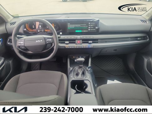 New 2026 Kia K4 FWD image 16