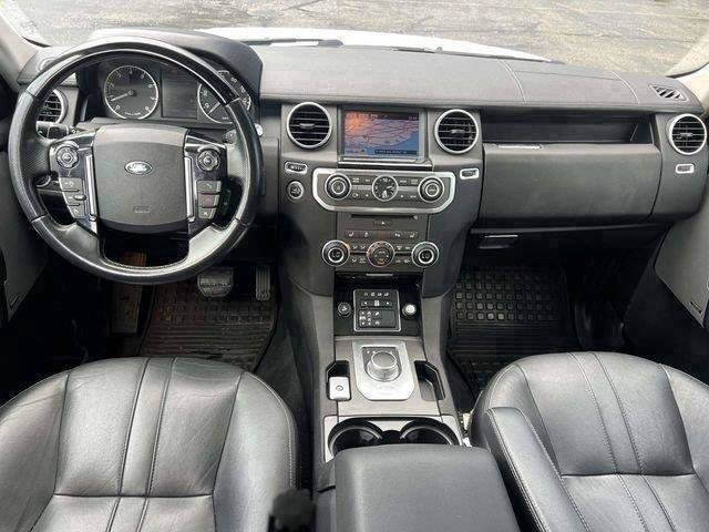 Used 2016 Land Rover LR4 HSE AWD/4WD image 15