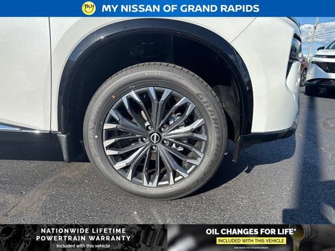 New 2026 Nissan Rogue Platinum AWD/4WD image 7
