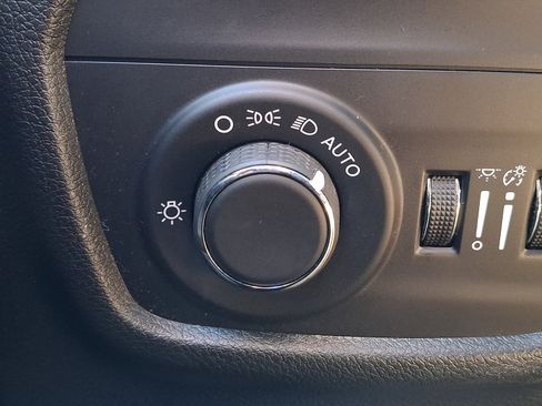 Used 2024 Jeep Grand Cherokee Altitude image 26