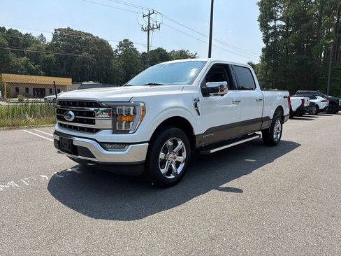 Used 2022 Ford F150 Lariat AWD/4WD image 2
