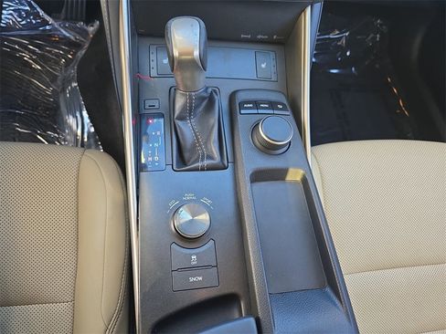 Used 2016 Lexus IS 300 AWD image 25