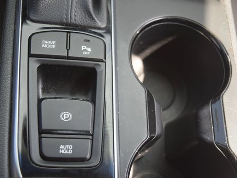 Used 2016 Hyundai Sonata Limited w/ Option Group 02 FWD image 14