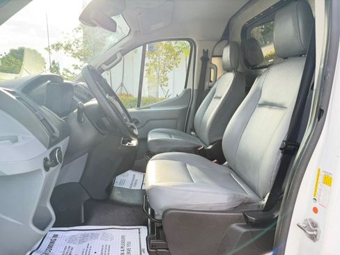 Used 2019 Ford Transit 250 130 Low Roof RWD image 15