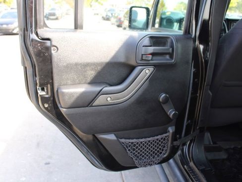 Used 2016 Jeep Wrangler Unlimited Sport w/ Max Tow Package image 24