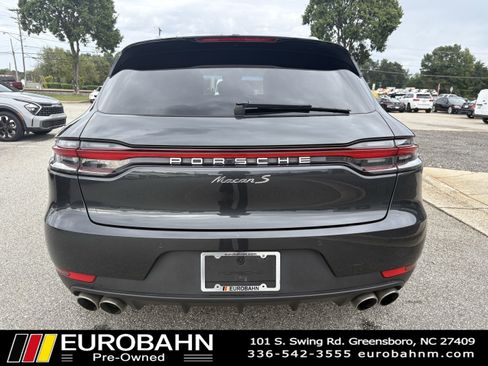 Used 2021 Porsche Macan S image 4